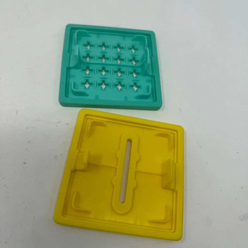 lovevery‎ Replacement Lids Teal Stencil Yellow Coin Slot 2pc Set
